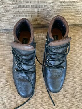 Italian women’s leather Timberland Black Leather Ankle Hiking Boots 8.5